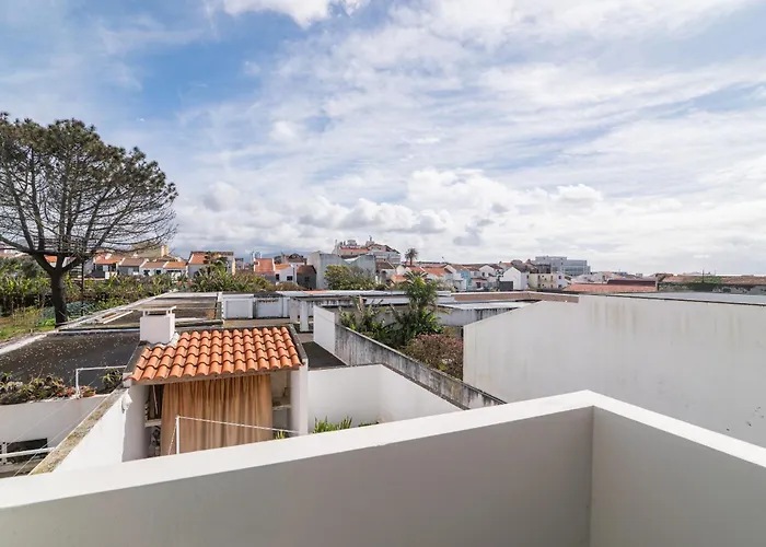 Mar & Lava 84-downtown 蓬塔德尔加达