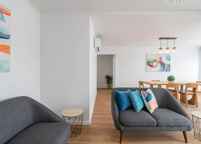 Mar & Lava 84-downtown *